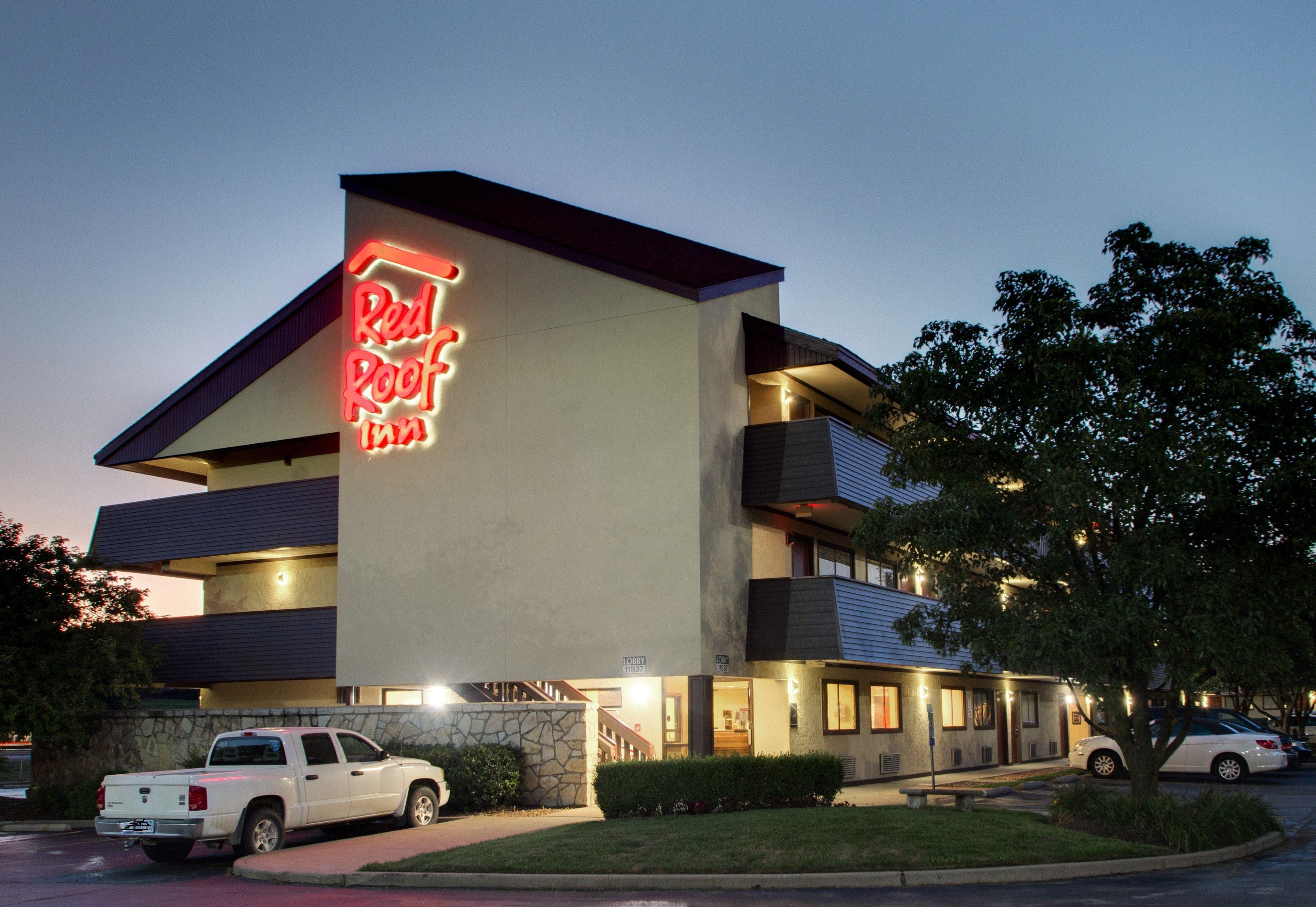 Red Roof Inn St Louis - Westport Saint Louis Exterior photo